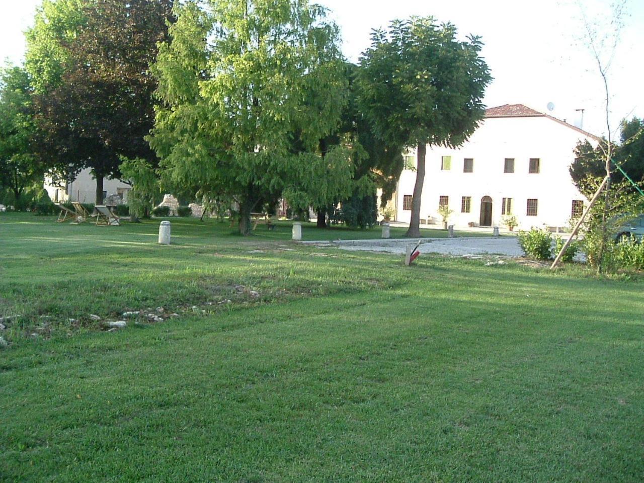 Agriturismo La Sophora Montegaldella Екстериор снимка